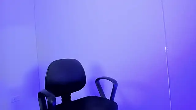 Snapshot of Master_Rimay chatting on 02/15/25, 02:47 Master Rimay online show from 02/15/25, 02:47