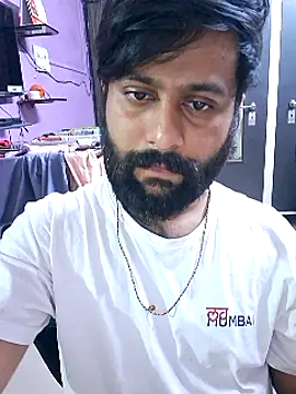 Snapshot of GlassBarge9 chatting on 12/21/24, 06:02 GlassBarge9 online show from 12/21/24, 06:02