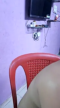 Snapshot of GlassBarge9 chatting on 01/18/25, 05:59 GlassBarge9 online show from 01/18/25, 05:59