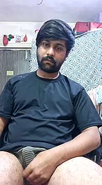 Snapshot of GlassBarge9 chatting on 01/29/25, 05:24 GlassBarge9 online show from 01/29/25, 05:24