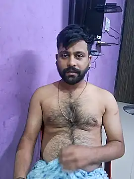 Snapshot of GlassBarge9 chatting on 03/05/25, 06:34 GlassBarge9 online show from 03/05/25, 06:34