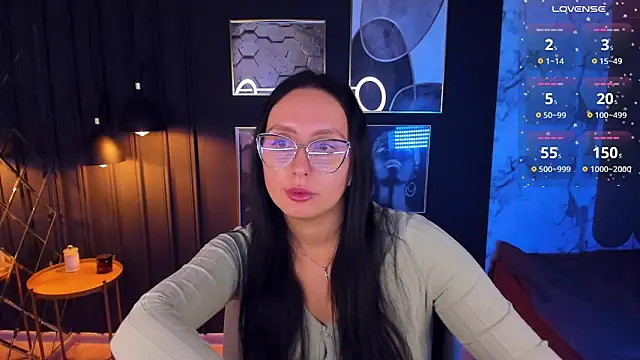 Snapshot of Christy_Calypso chatting on 12/11/24, 02:09 Christy Calypso online show from 12/11/24, 02:09