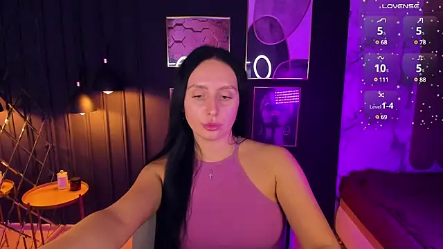 Snapshot of Christy_Calypso chatting on 12/12/24, 02:04 Christy Calypso online show from 12/12/24, 02:04