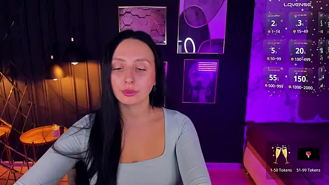 Snapshot of Christy_Calypso chatting on 12/22/24, 07:31 Christy Calypso online show from 12/22/24, 07:31