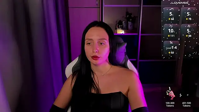 Snapshot of Christy_Calypso chatting on 01/31/25, 10:10 Christy Calypso online show from 01/31/25, 10:10