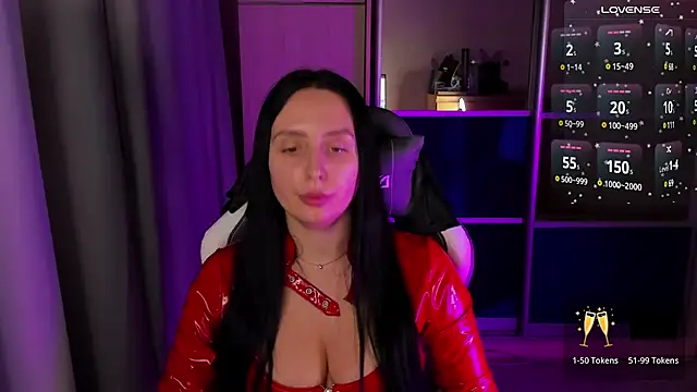 Snapshot of Christy_Calypso chatting on 02/07/25, 01:25 Christy Calypso online show from 02/07/25, 01:25