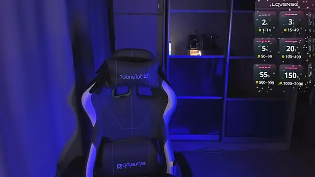 Snapshot of Christy_Calypso chatting on 03/06/25, 09:09 Christy Calypso online show from 03/06/25, 09:09