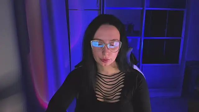 Snapshot of Christy_Calypso chatting on 10/21/25, 03:46 Christy Calypso online show from 10/21/25, 03:46