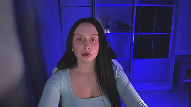 Christy Calypso online show from 12/17/25, 04:46