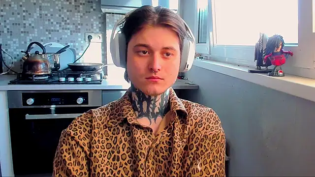  torfin  online show from 04/20/26, 06:05