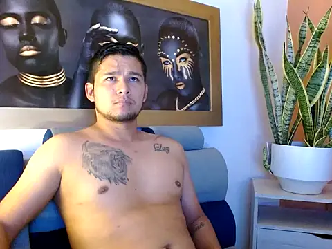 henrique Batman Latex017 online show from 02/02/25, 02:59
