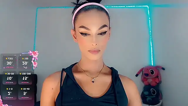  Riannagarcia  online show from 10/11/25, 03:17