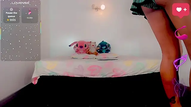  Riannagarcia  online show from 03/03/26, 07:31