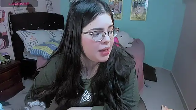 Aria Fullbuster online show from 02/06/25, 11:37