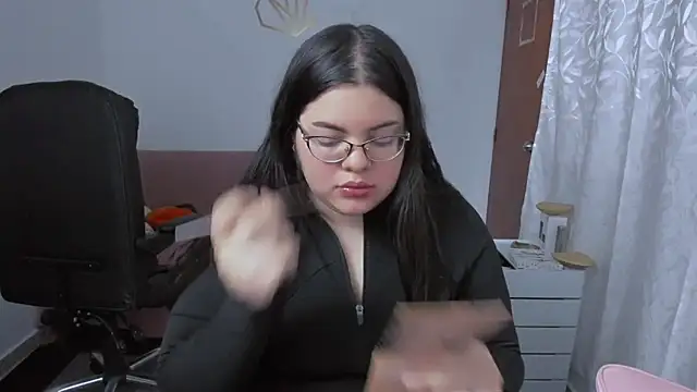 Aria Fullbuster online show from 12/05/25, 08:49