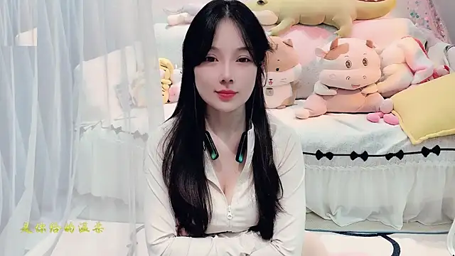 AKiKi711 online show from 09/27/25, 04:34