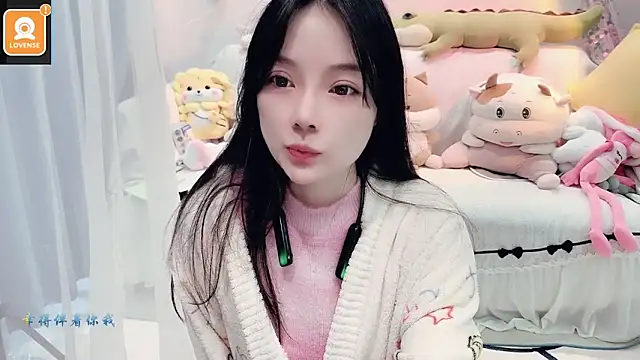 AKiKi711 online show from 10/09/25, 04:32