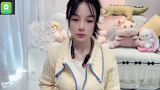 AKiKi711 online show from 11/02/25, 04:26