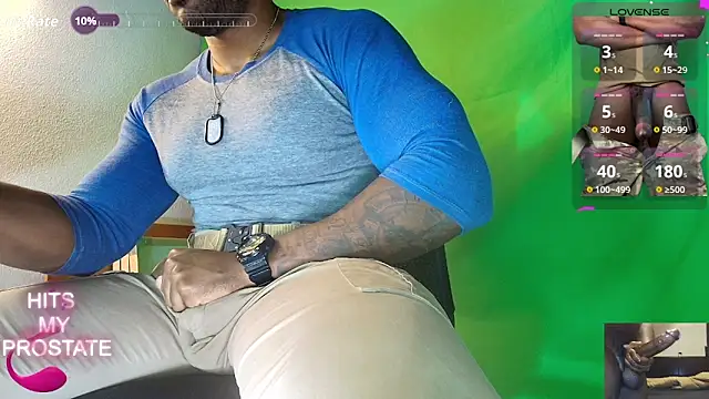 Snapshot of hot_black3 chatting on 09/26/25, 12:53 hot black3 online show from 09/26/25, 12:53