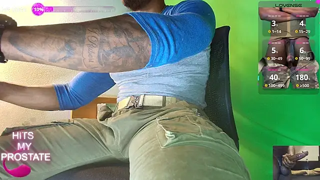 Snapshot of hot_black3 chatting on 10/01/25, 03:40 hot black3 online show from 10/01/25, 03:40