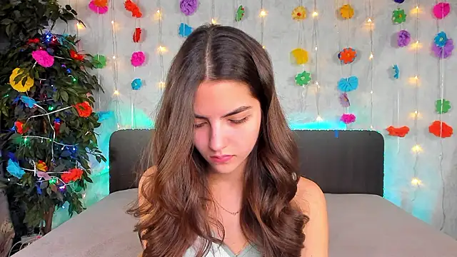 Milana Crystal  online show from 03/17/26, 08:17