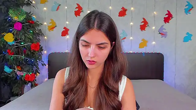 Milana Crystal  online show from 04/14/26, 12:44