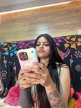 Cori Paige online show from 12/05/25, 10:35