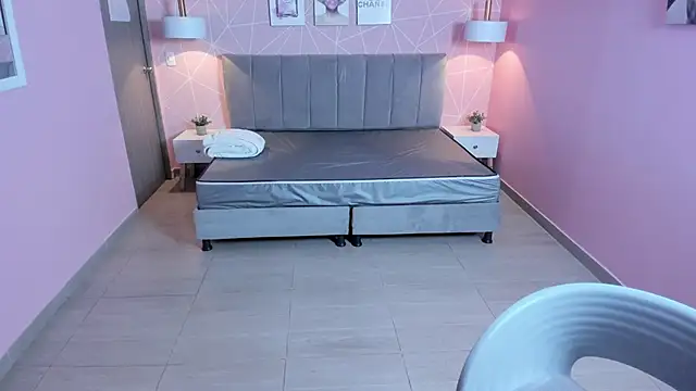 zara  sweet online show from 02/14/25, 12:36