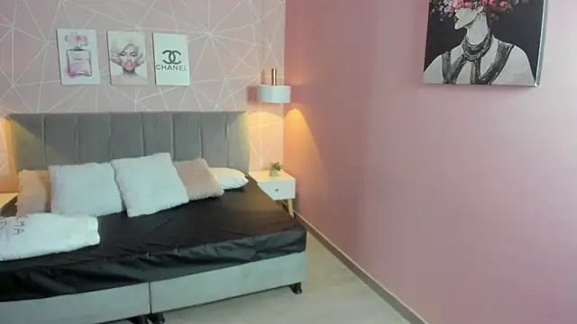 Snapshot of zara__sweet chatting on 02/19/26, 01:18 zara sweet online show from 02/19/26, 01:18