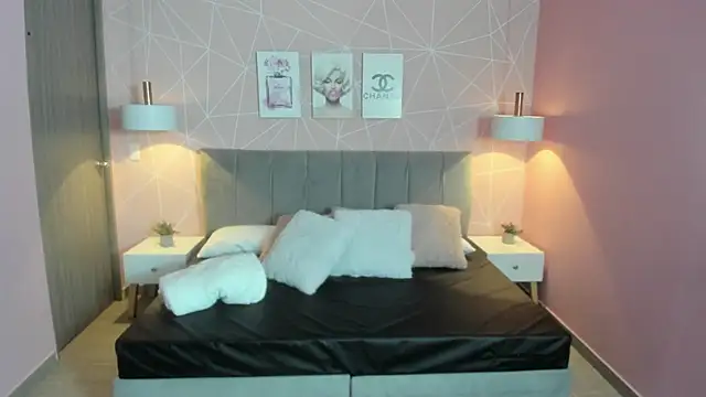 zara  sweet online show from 04/13/26, 01:16