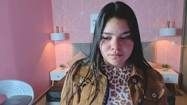 Snapshot of zara__sweet chatting on 05/20/26, 01:28 zara sweet online show from 05/20/26, 01:28
