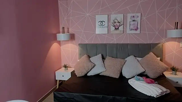 Snapshot of zara__sweet chatting on 05/25/26, 01:17 zara sweet online show from 05/25/26, 01:17