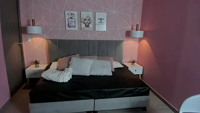 Snapshot of zara__sweet chatting on 05/28/26, 03:09 zara sweet online show from 05/28/26, 03:09