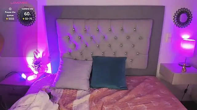 Kylie2211 online show from 02/24/25, 09:21