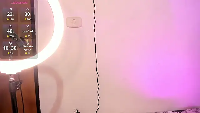 Kylie2211 online show from 11/20/25, 05:29