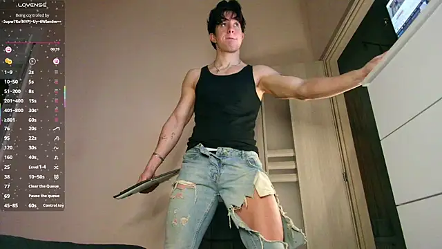 ChristianLevine  online show from 01/12/26, 05:12