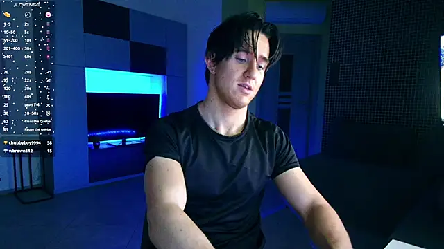 Snapshot of ChristianLevine_ chatting on 05/16/26, 08:00 ChristianLevine online show from 05/16/26, 08:00