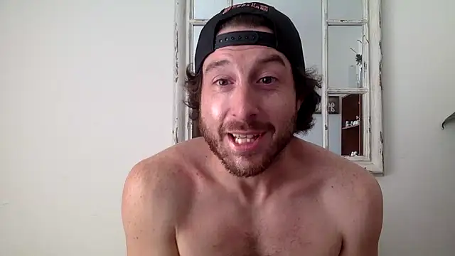 Snapshot of sirchubster chatting on 02/14/25, 10:14 sirchubster online show from 02/14/25, 10:14