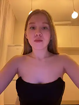 Eva Weyne online show from 02/19/26, 08:38