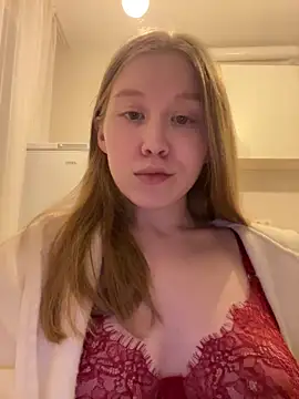 Eva Weyne online show from 03/03/26, 08:15