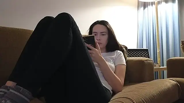 Mr-and-Mrs-Smith online show from 01/08/26, 05:04