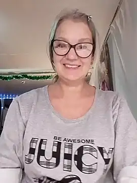 irinamaux online show from 11/25/25, 02:55