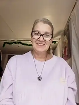 irinamaux online show from 11/29/25, 06:38