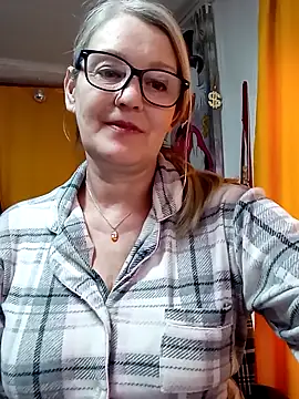 irinamaux online show from 03/27/26, 08:59