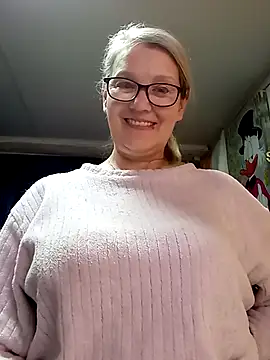 irinamaux online show from 04/04/26, 02:47