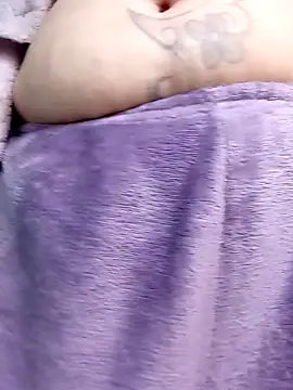 irinamaux online show from 04/05/26, 07:38