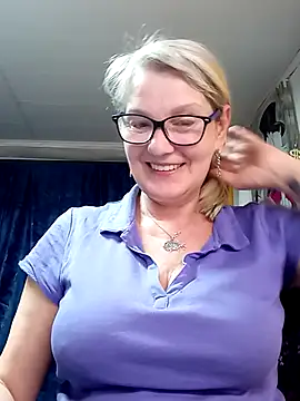 irinamaux online show from 04/16/26, 05:14