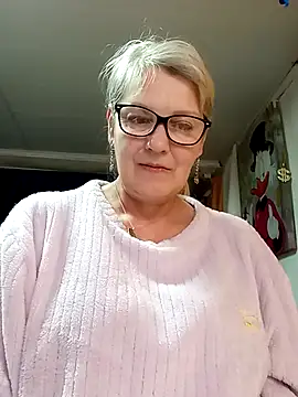 irinamaux online show from 04/20/26, 11:28