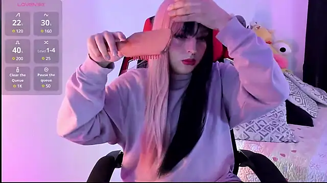 Snapshot of _Skie_ chatting on 02/07/25, 05:31  Skie  online show from 02/07/25, 05:31