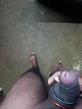 Snapshot of mr_slim_body chatting on 12/05/24, 03:28 mr slim body online show from 12/05/24, 03:28